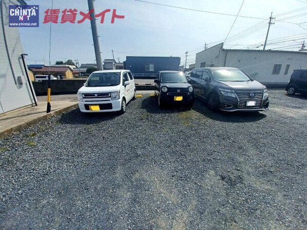 ファミール岡田の物件外観写真